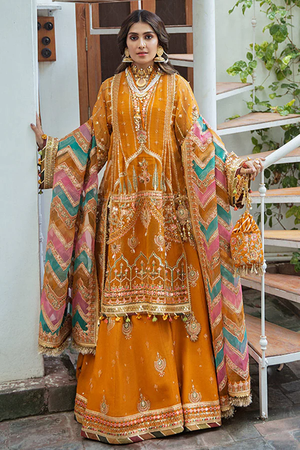 Pakistani Mehndi Outfit with Chevron Dupatta & Mirror Work Elegant traditional outfit featuring mehndi dresses for girls with modern flair