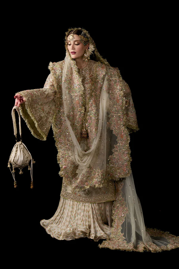 2_170ed70f-6b7a-4831-b66d-47de867d53d0