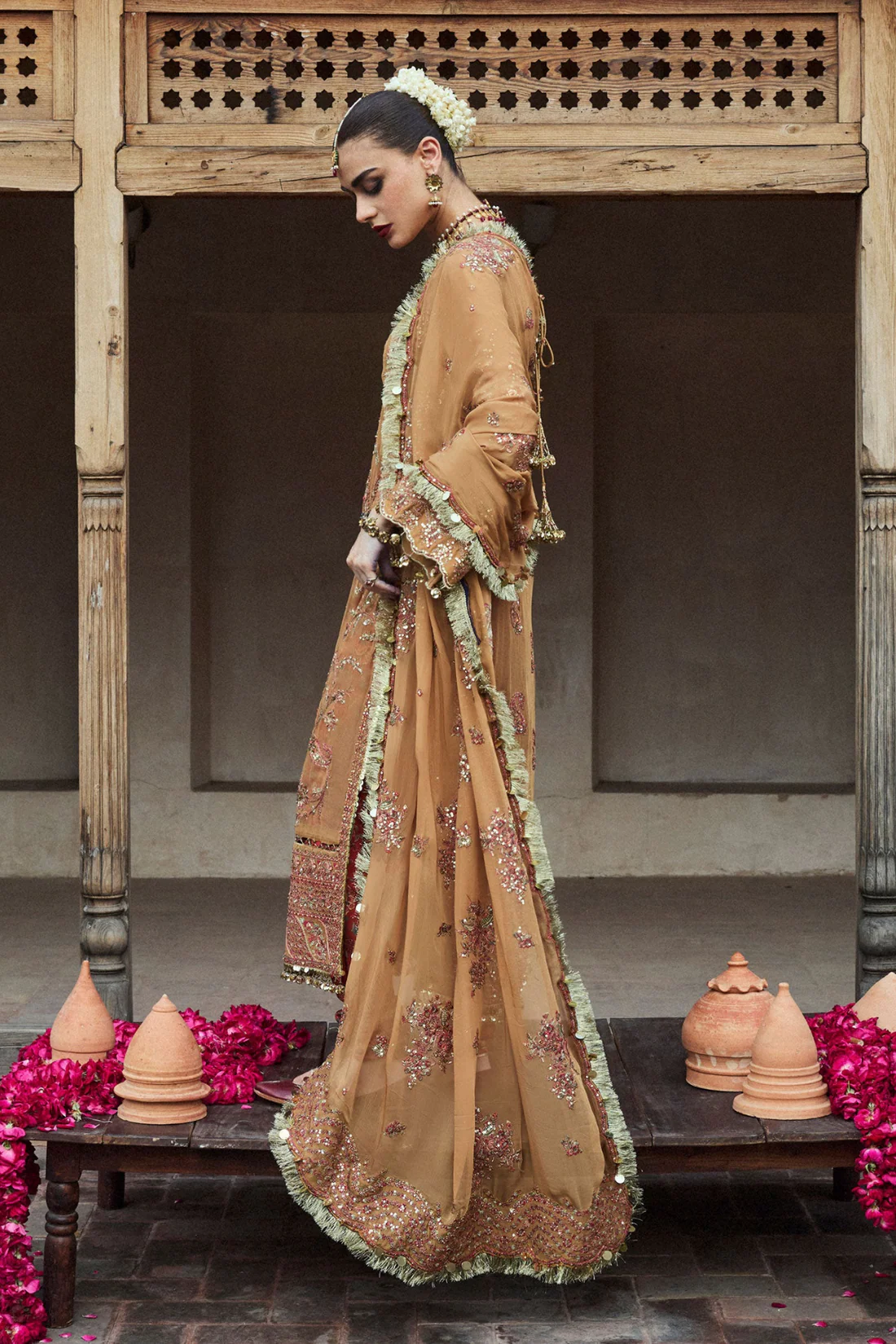 2_5d517aa6-ba53-4441-80fa-535cb50f071f