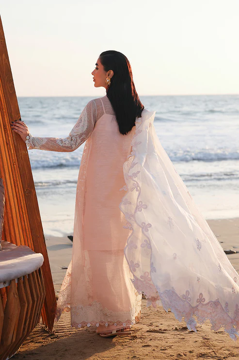 052A1373_1800x1800_c2d786de-6d6b-4f53-a0da-9f9645b43e87 (1)